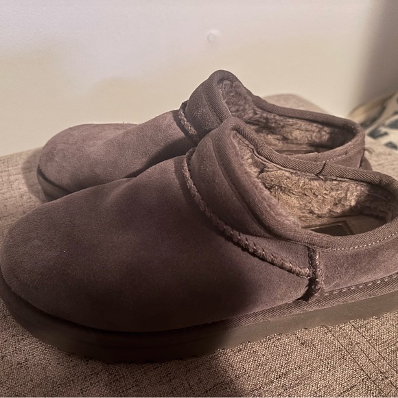 Ugg shoes - Picture 3 of 7